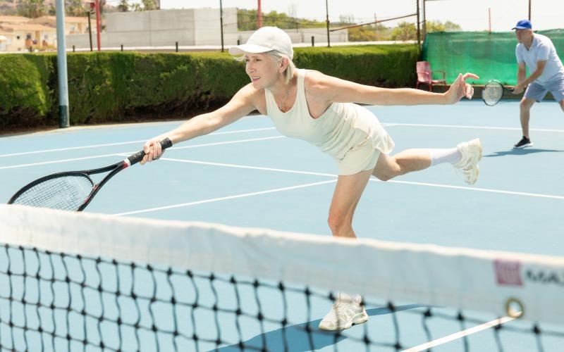 people playing tennis